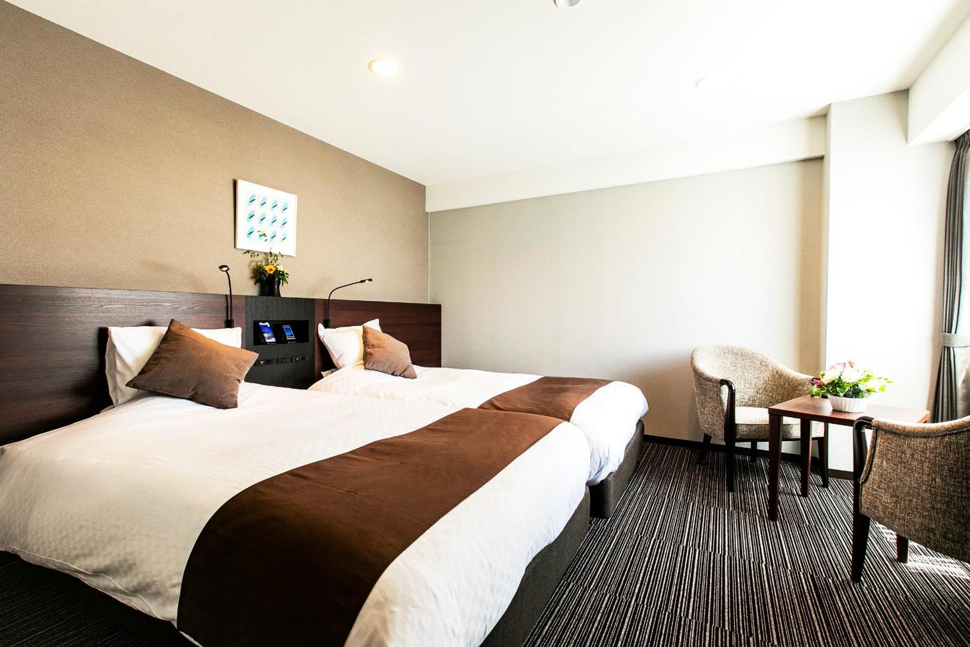 Niigata Grand Hotel Exterior photo